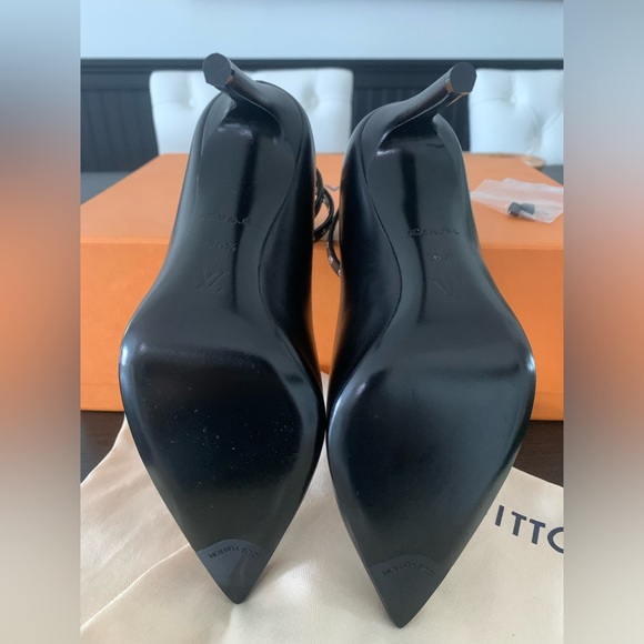 Louis Vuitton black Call Back Pump - Picture 4 of 10